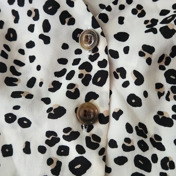 Nasty Gal leopard print long sleeve blouse - Picture 5 of 5